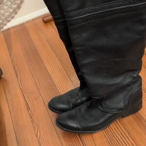 Tall Vintage Frye Boots Size 9